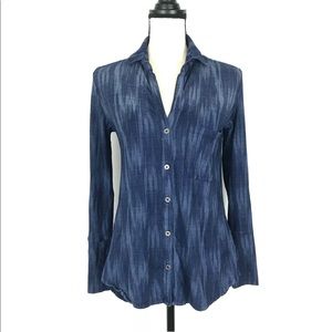 Cloth & Stone V-Neck Roll-Tab Shirt